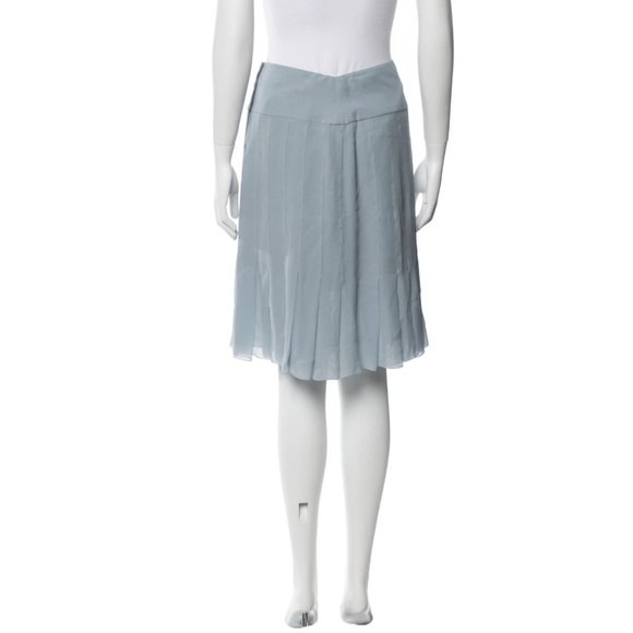 Chanel Vintage Knee-Length Silk Skirt, size FR40 - Picture 3 of 3